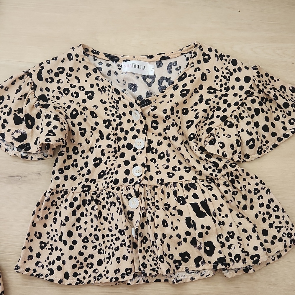 Little Miabella Leopard Print Button-Front Ruffle Sleeve Top (Beige And Black)